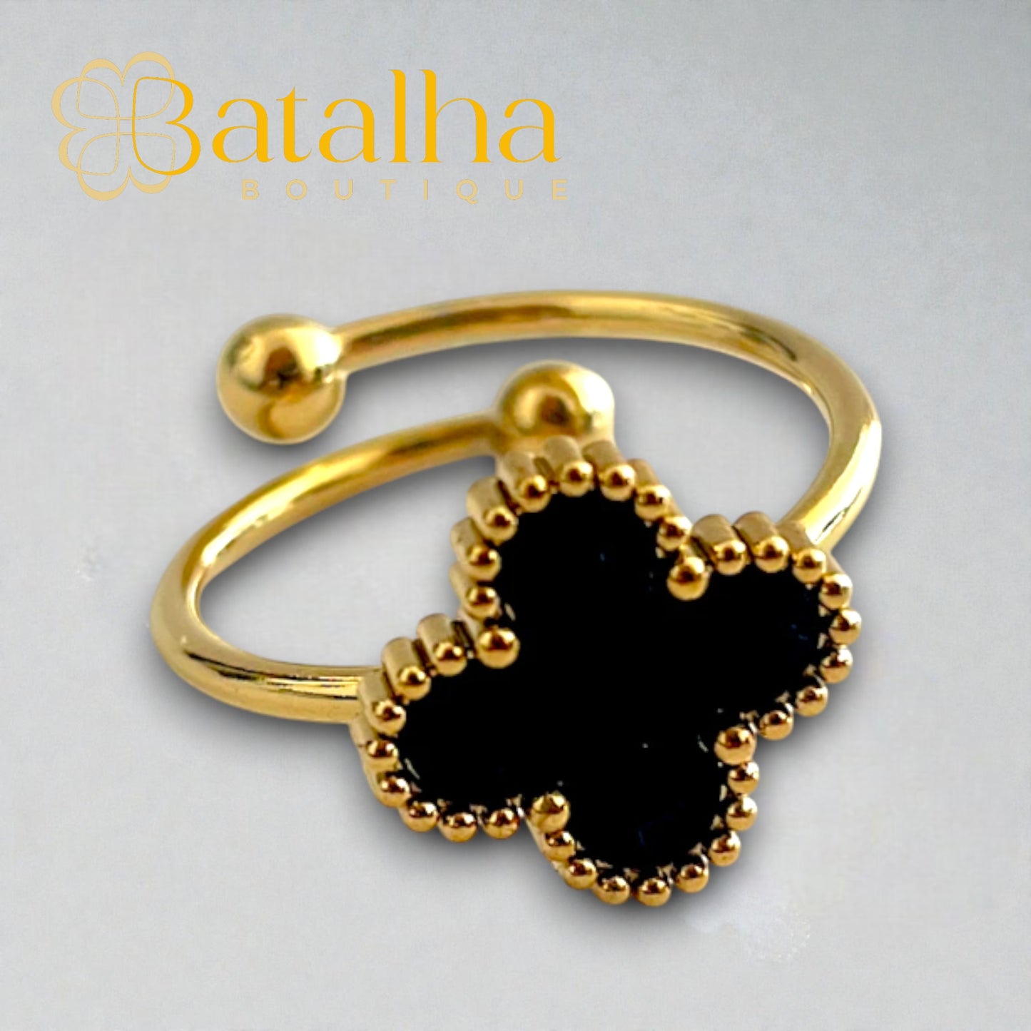 Classic Clover Ring